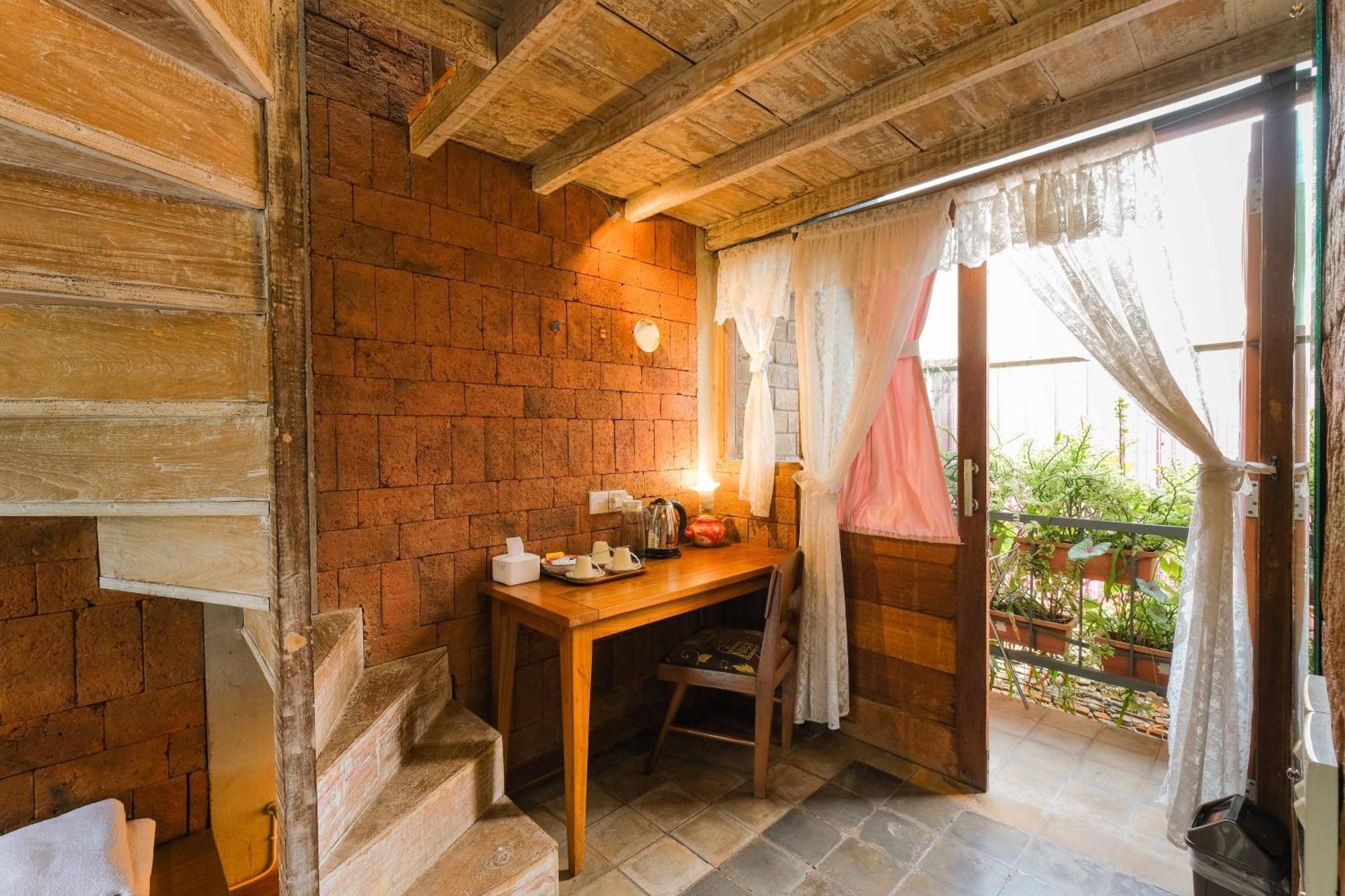 Bed and Breakfast Djajanti House Семаранг Екстер'єр фото